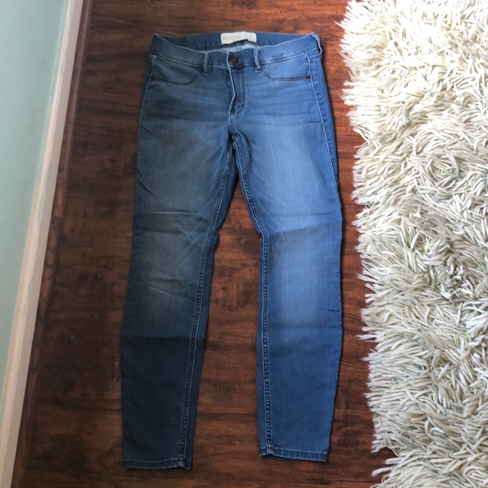 Abercrombie and Fitch Jean Legging Jeans